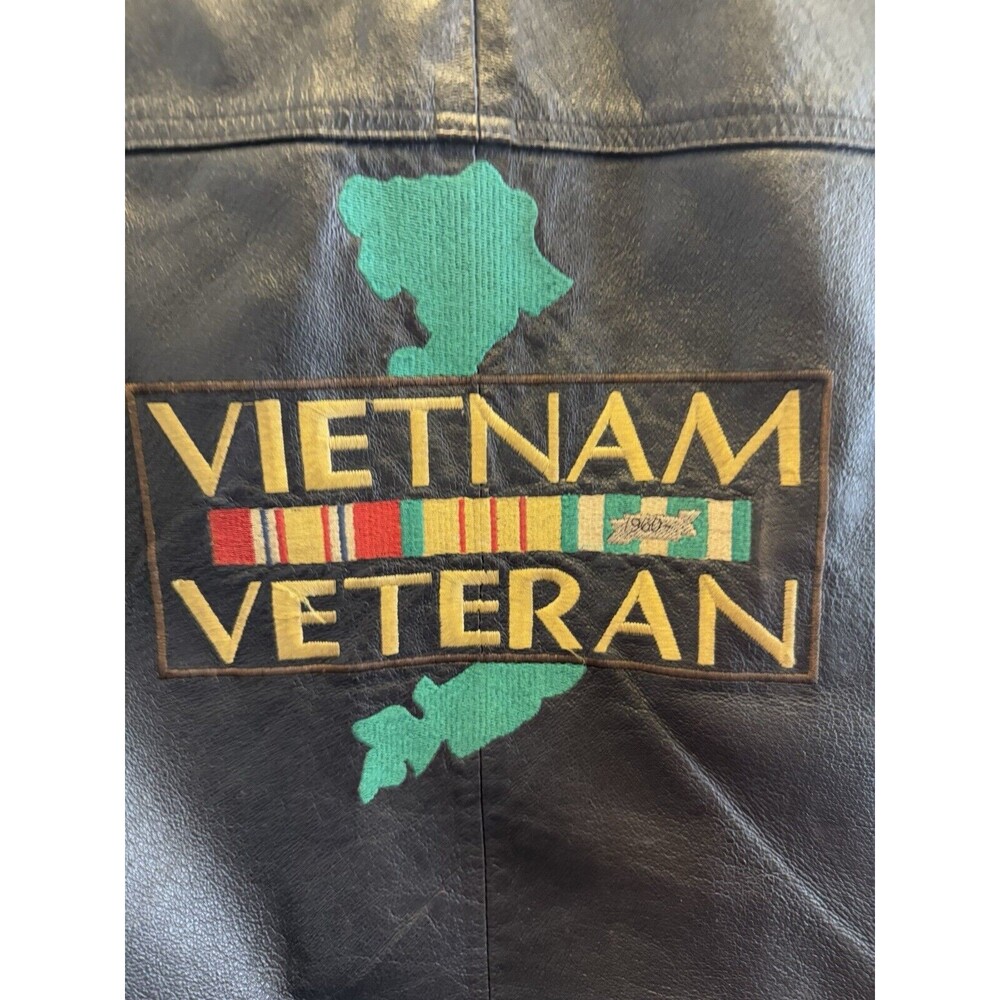 Vietnam Veteran Leather Vest Adult Medium Armed Forces Military - Picture 2 of 16